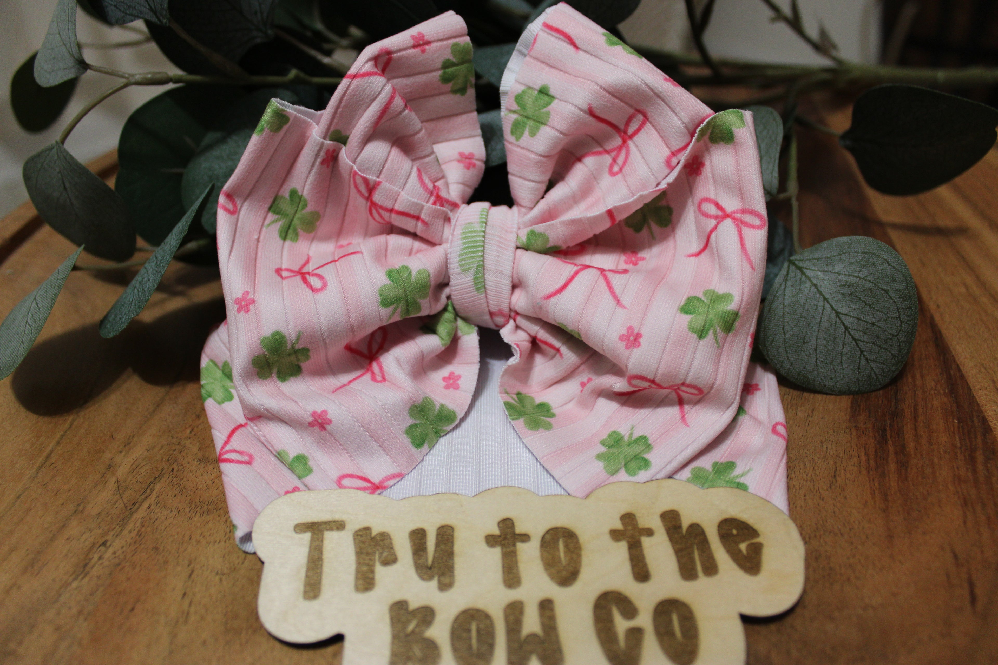 St paddy’s pink bows messy