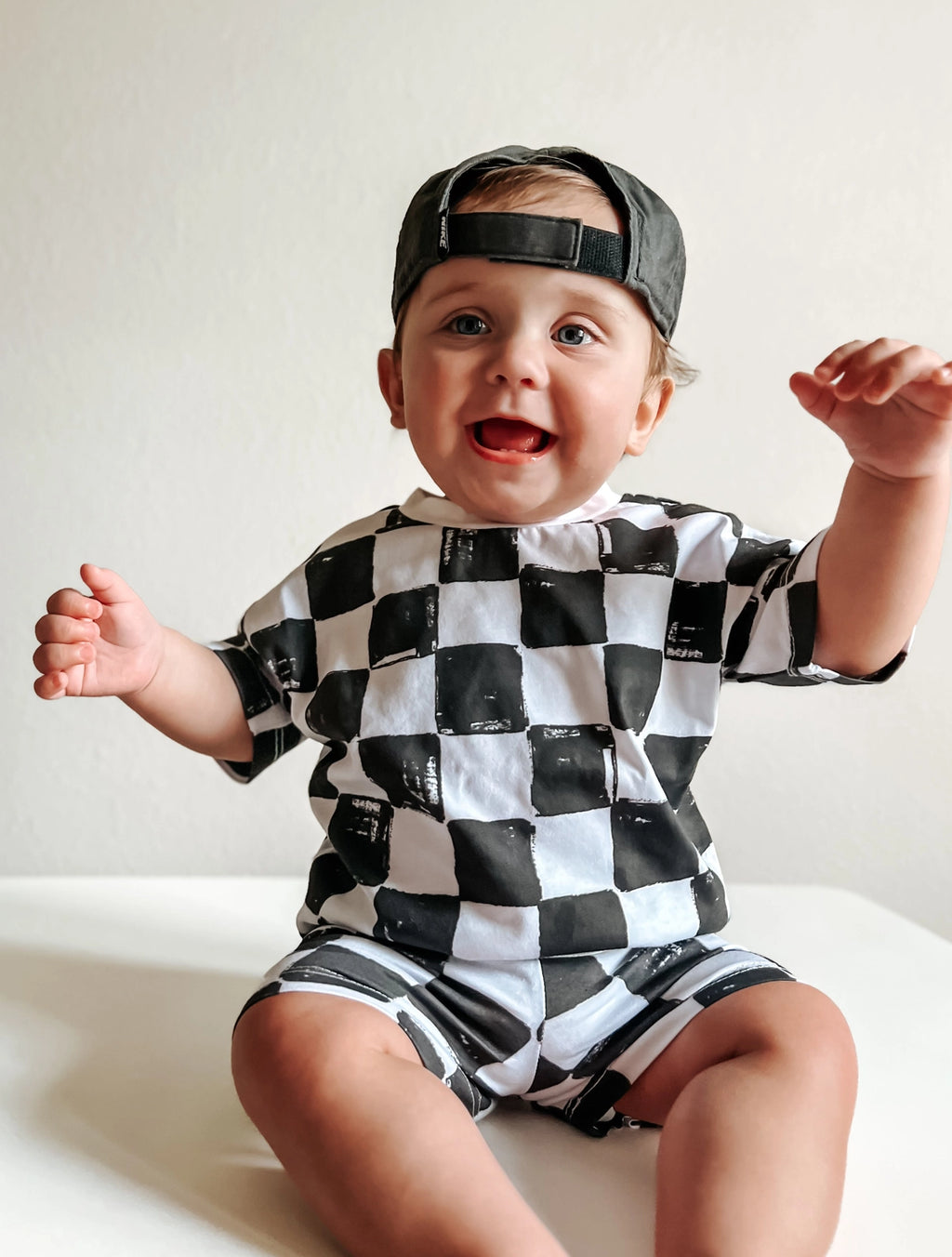 Checkered set