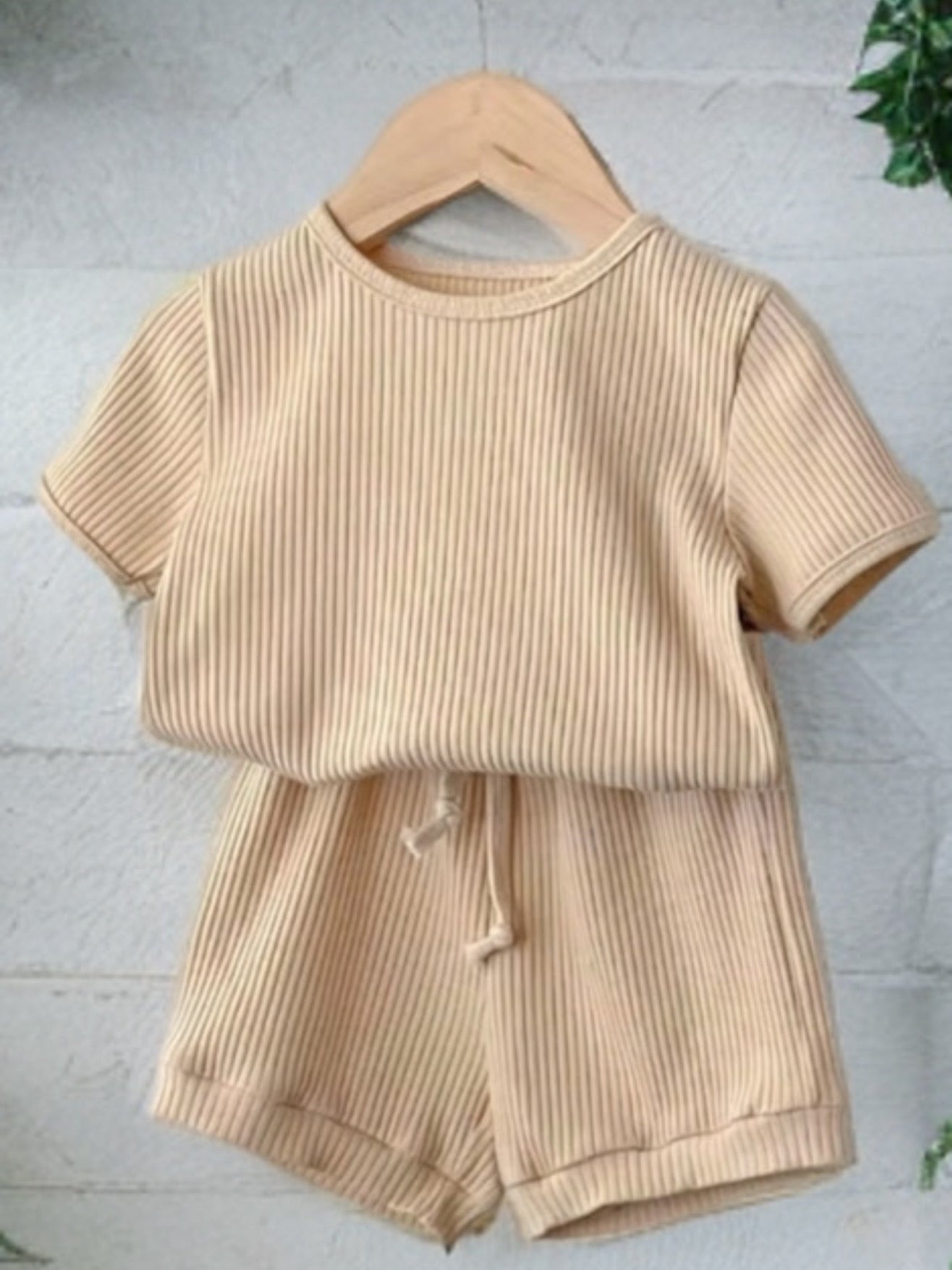 Beige lounge set